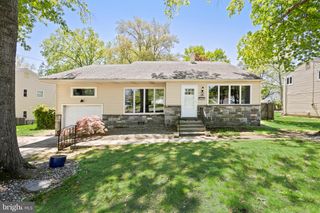 330 CRANFORD RD, Cherry Hill, NJ 08003