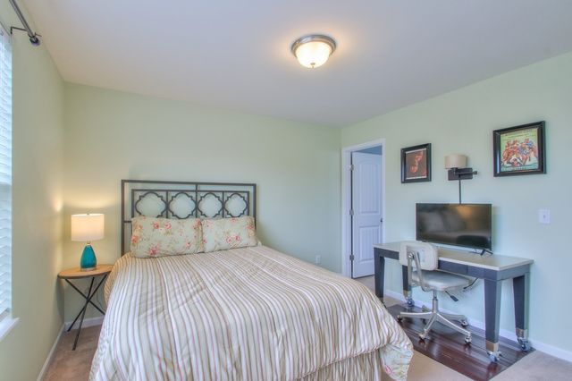 1303 Riverbrook Dr, Hermitage, TN 37076