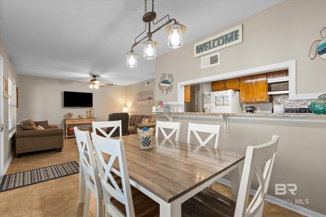 331 E 1st Avenue 101, Gulf Shores, AL 36535