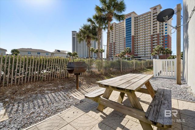 331 E 1st Avenue 101, Gulf Shores, AL 36535