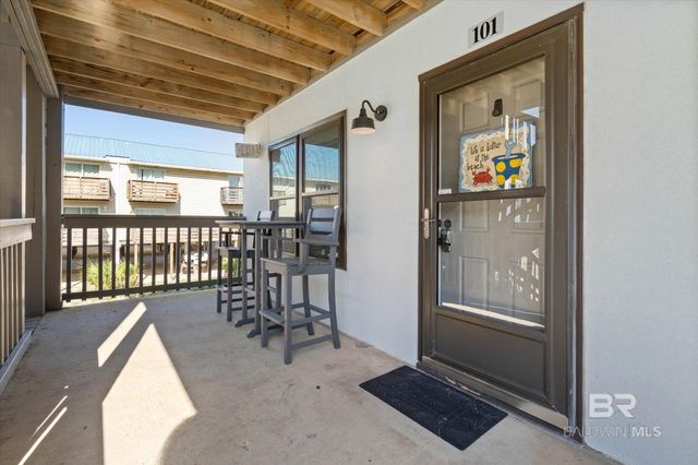 331 E 1st Avenue 101, Gulf Shores, AL 36535