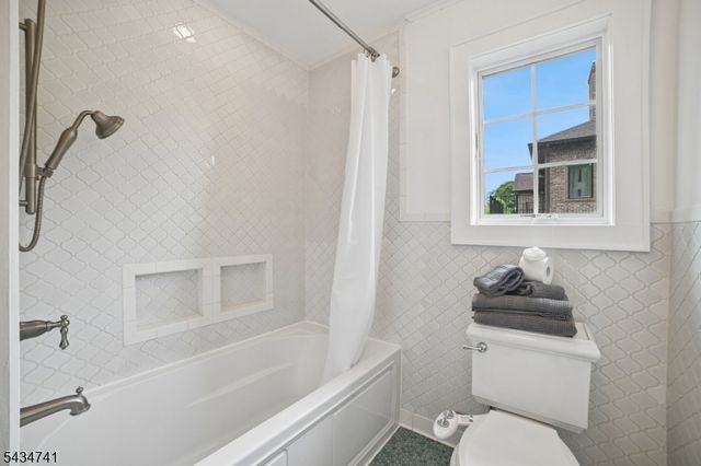 3811 Park Ave, Edison Twp., NJ 08820