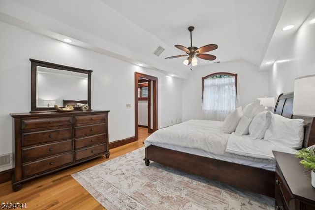 3811 Park Ave, Edison Twp., NJ 08820