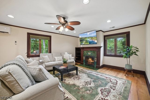 3811 Park Ave, Edison Twp., NJ 08820