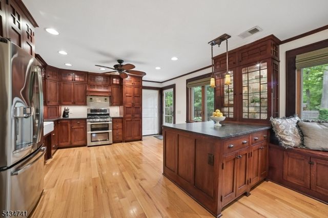 3811 Park Ave, Edison Twp., NJ 08820