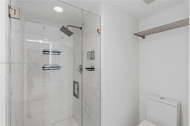 19101 NE 36th Ct 1811, Aventura, FL 33180