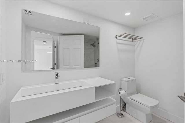 19101 NE 36th Ct 1811, Aventura, FL 33180