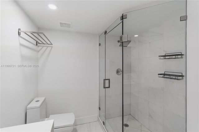 19101 NE 36th Ct 1811, Aventura, FL 33180