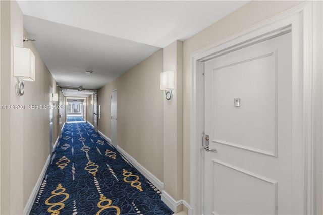 19101 NE 36th Ct 1811, Aventura, FL 33180