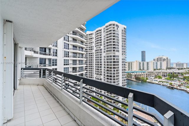 19101 NE 36th Ct 1811, Aventura, FL 33180