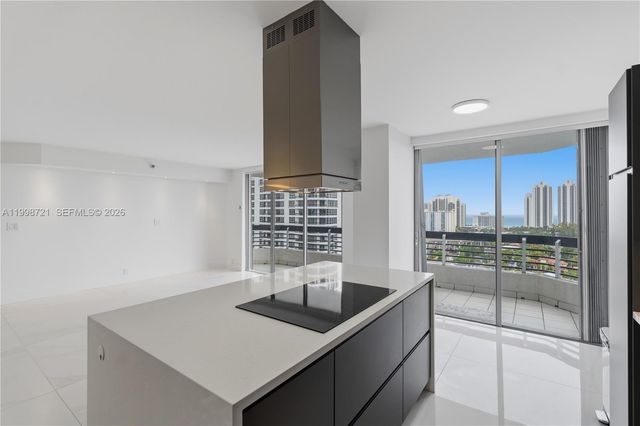 19101 NE 36th Ct 1811, Aventura, FL 33180