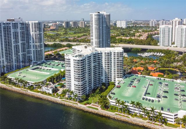 19101 NE 36th Ct 1811, Aventura, FL 33180