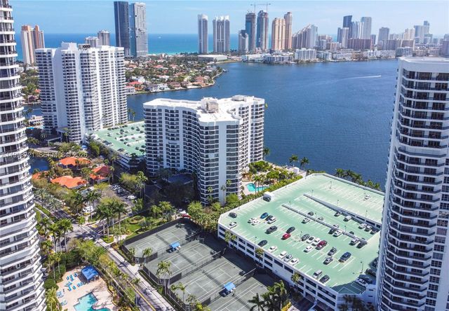 19101 NE 36th Ct 1811, Aventura, FL 33180