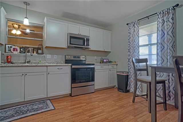 1505 S Boston Place, Russellville, AR 72801