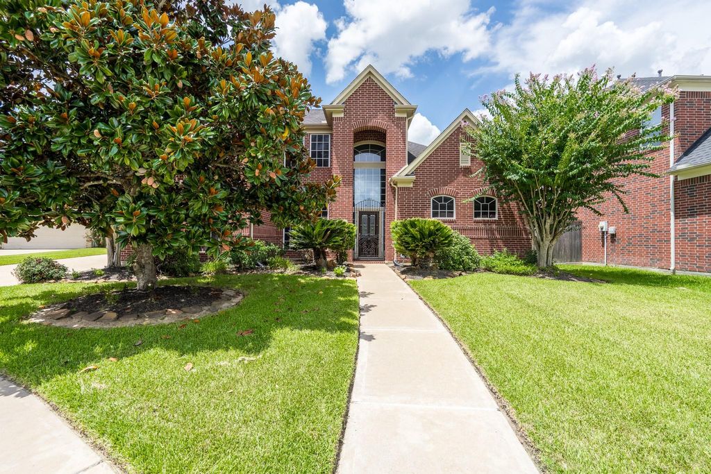 19106 Natchez Creek Lane, Cypress, TX 77429