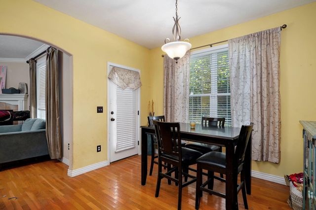 3862 W Vincent Drive, Springfield, MO 65810