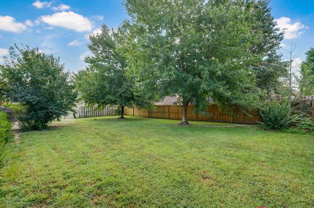 3862 W Vincent Drive, Springfield, MO 65810