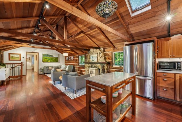 252 Blakewood Way, Redwood City, CA 94062