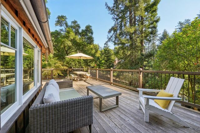 252 Blakewood Way, Redwood City, CA 94062