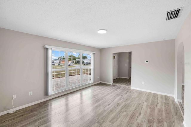 8190 PORTO CHICO AVENUE, North Port, FL 34287