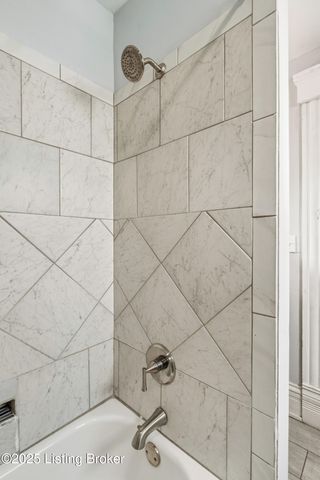 1332 S Floyd St, Louisville, KY 40208