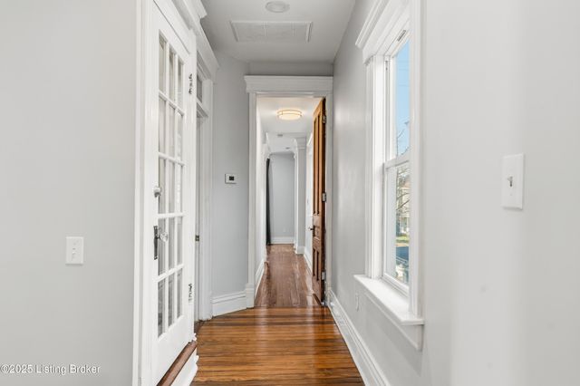 1332 S Floyd St, Louisville, KY 40208