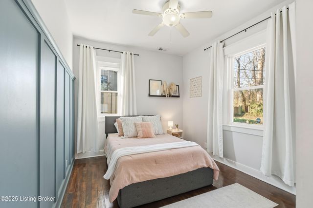 1332 S Floyd St, Louisville, KY 40208