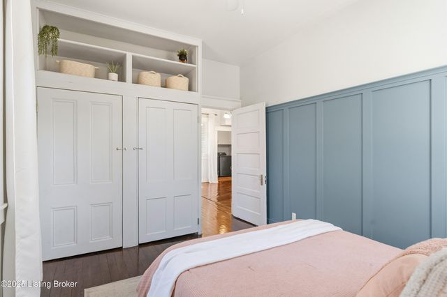 1332 S Floyd St, Louisville, KY 40208