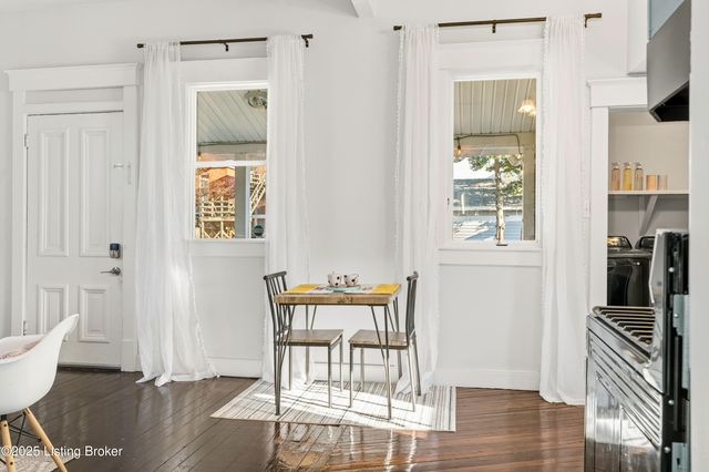 1332 S Floyd St, Louisville, KY 40208