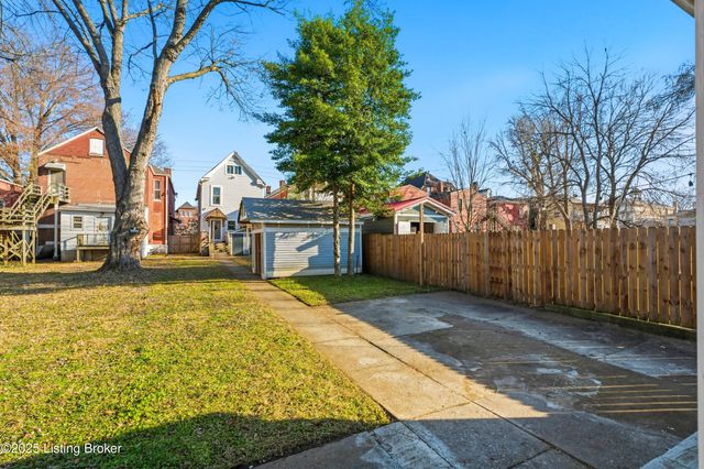 1332 S Floyd St, Louisville, KY 40208