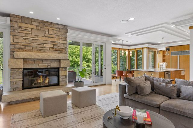 11566 Cedar Pass, Minnetonka, MN 55305