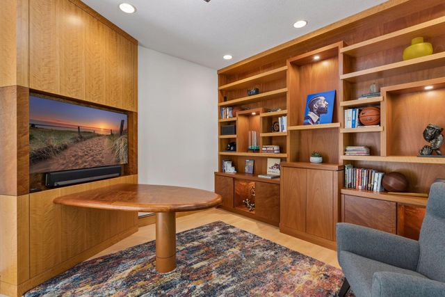 11566 Cedar Pass, Minnetonka, MN 55305