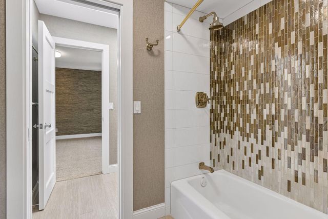 11566 Cedar Pass, Minnetonka, MN 55305