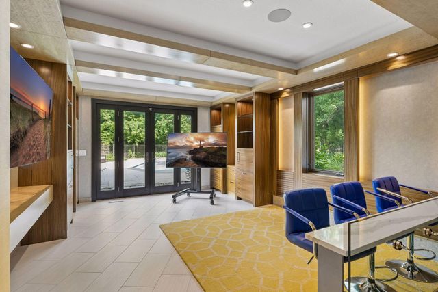 11566 Cedar Pass, Minnetonka, MN 55305