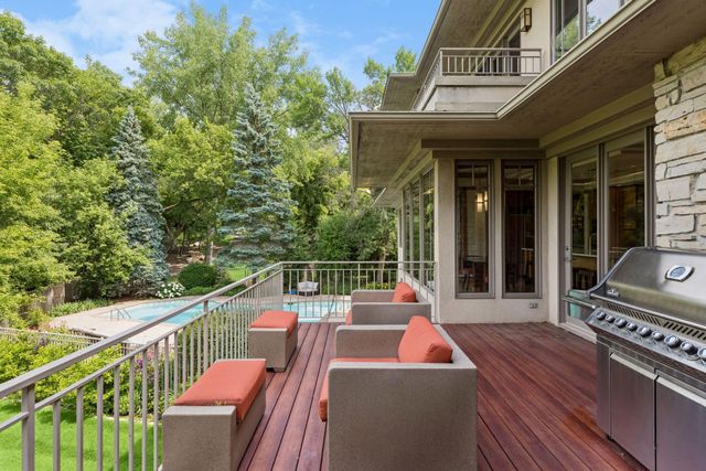 11566 Cedar Pass, Minnetonka, MN 55305