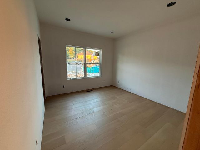 1792 W Gaslight Drive, Springfield, MO 65810