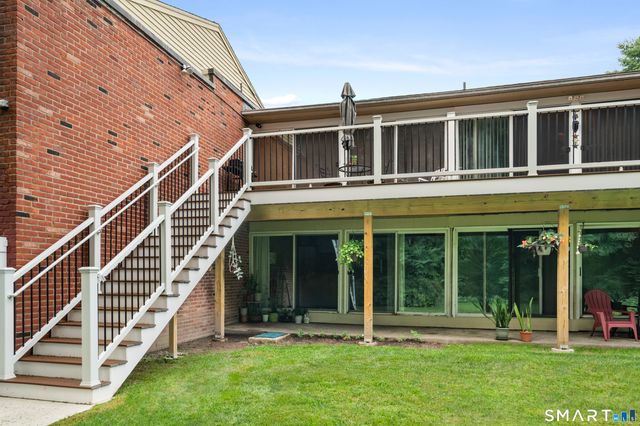 55 Porter Avenue 4A, Naugatuck, CT 06770