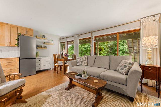 55 Porter Avenue 4A, Naugatuck, CT 06770