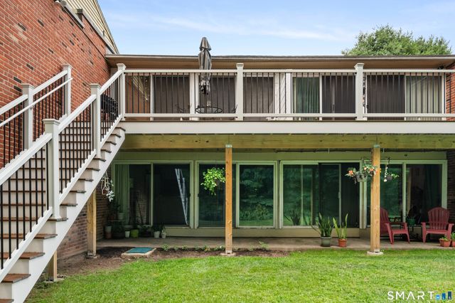 55 Porter Avenue 4A, Naugatuck, CT 06770