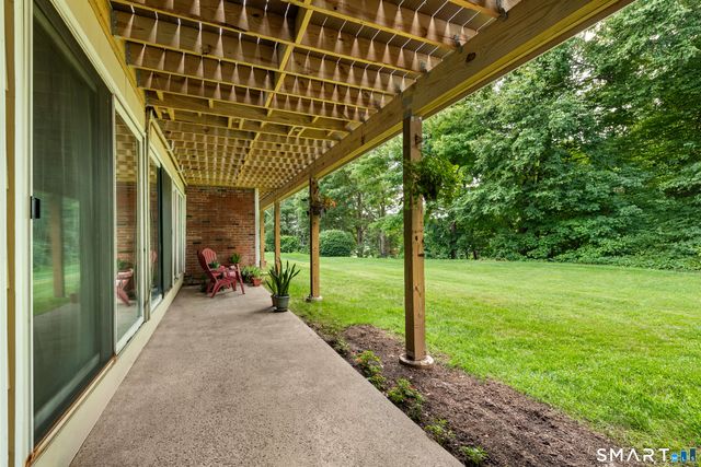 55 Porter Avenue 4A, Naugatuck, CT 06770