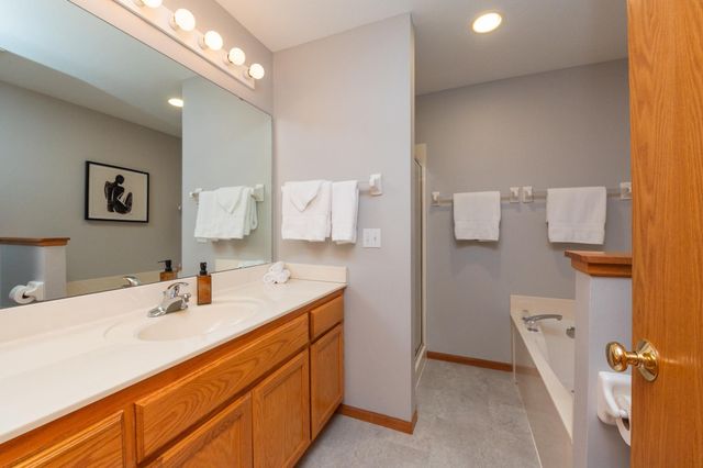 2986 Frattalone Lane, Little Canada, MN 55117