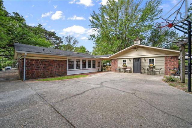 5012 Burma W Road, Mobile, AL 36693