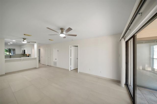 101 Lakeview Terrace D, Montgomery, TX 77356