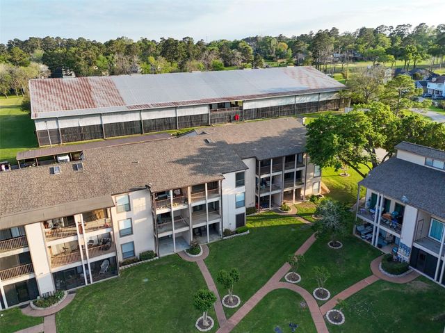 101 Lakeview Terrace D, Montgomery, TX 77356