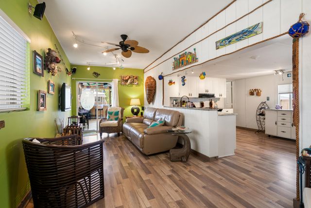 464 Bowie Lane, Key Largo, FL 33037