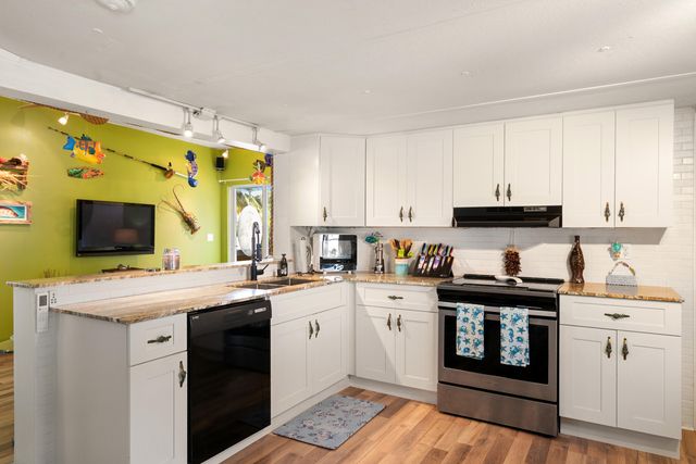 464 Bowie Lane, Key Largo, FL 33037