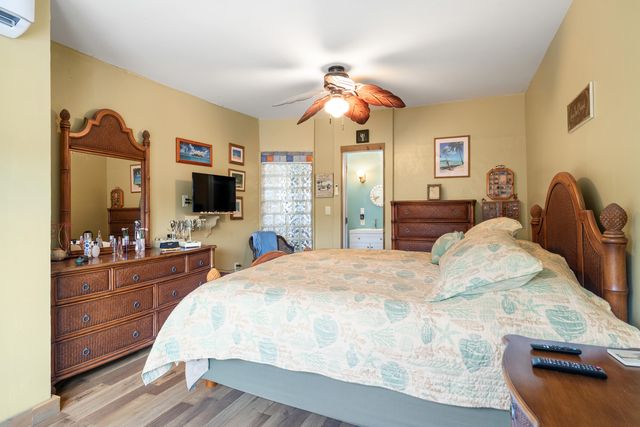 464 Bowie Lane, Key Largo, FL 33037