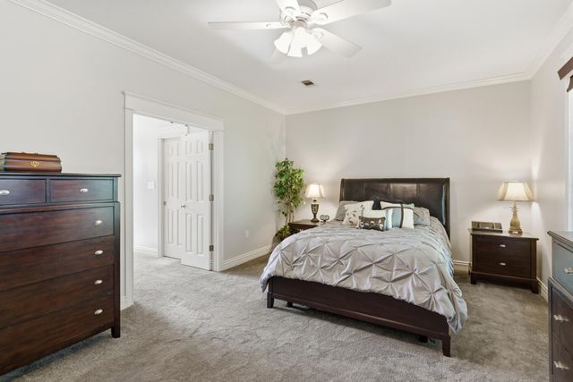 89 Twin Oaks Trace, Hattiesburg, MS 39402