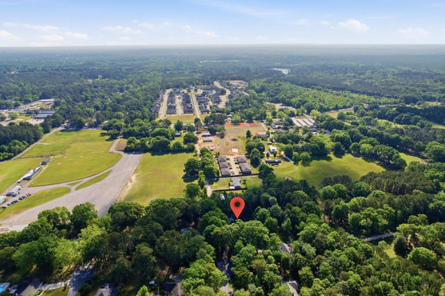 89 Twin Oaks Trace, Hattiesburg, MS 39402