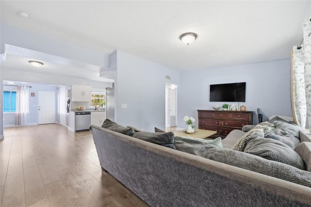 1701 24TH STREET, Orlando, FL 32805